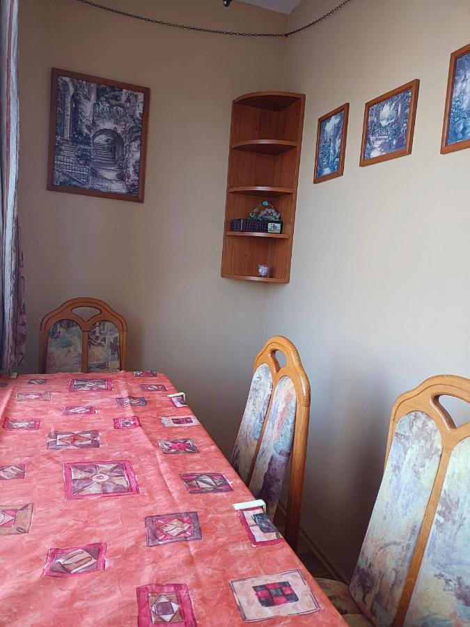 Prijemne Bydleni Na Vylety Po Okoli Apartment Klatovy Luaran gambar